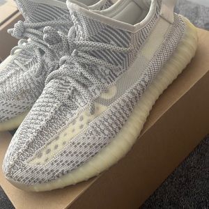 Yeezy 350V2 Static Grey Reflective